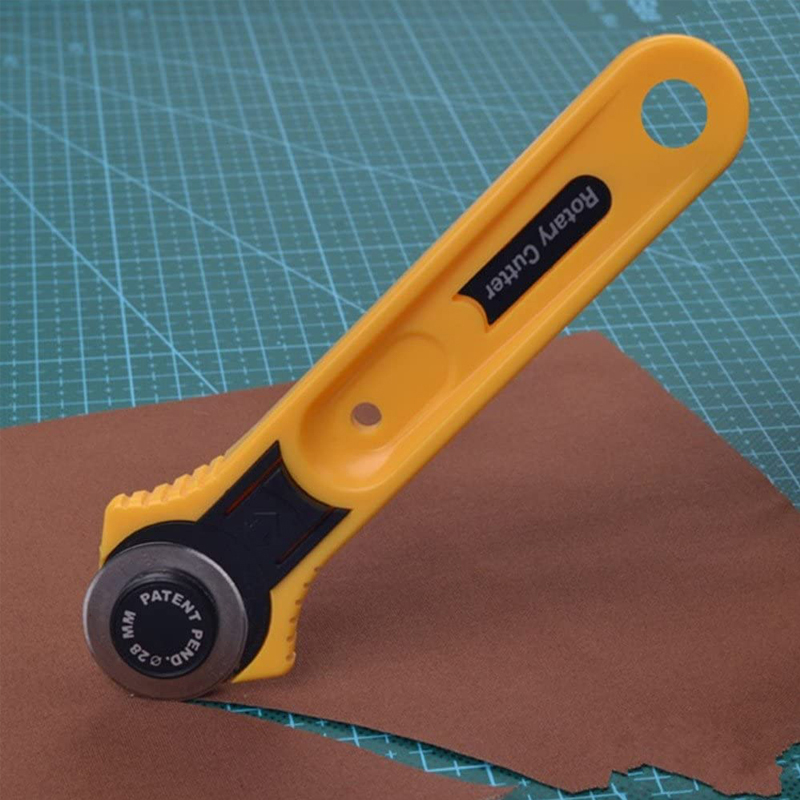 28/45mm Rotary Fabric Cutter F - đánh giá và giá Card Scraper Steel